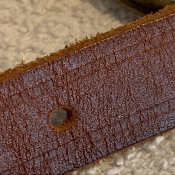 Women’s Genuine Leather Skinny Boho Belt Brass Dot Detail Buckle Small 36” - Picture 6 of 12